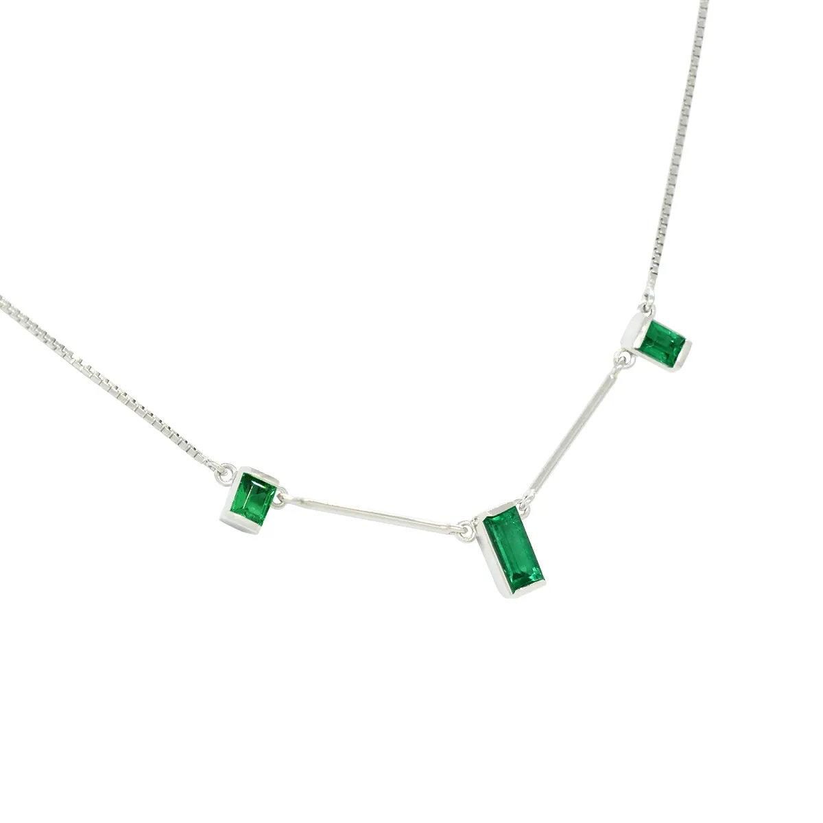 18K White Gold Emerald Necklace With Baguette Cut Natural Emeralds