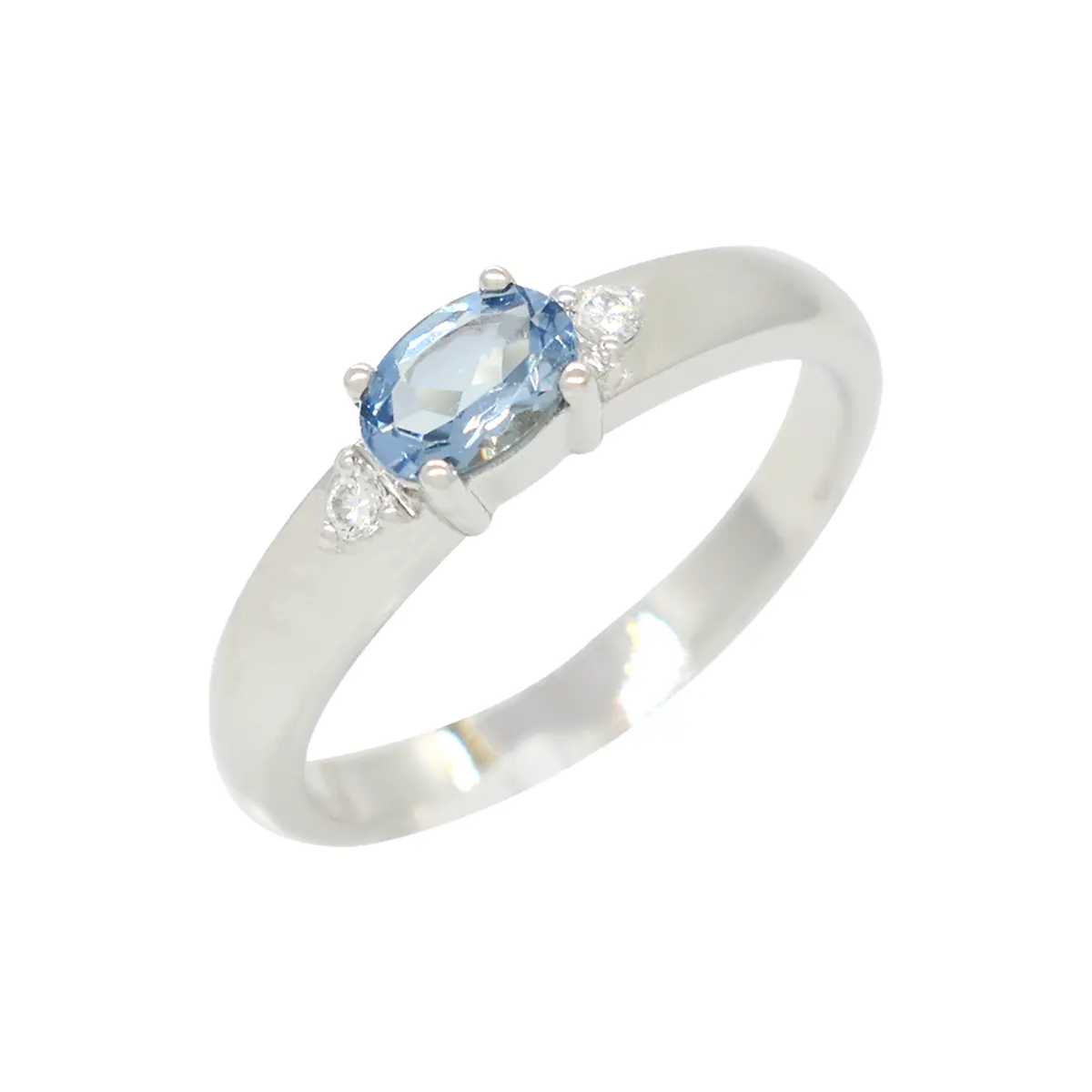 Aquamarine_diamond_ring_white_gold.webp