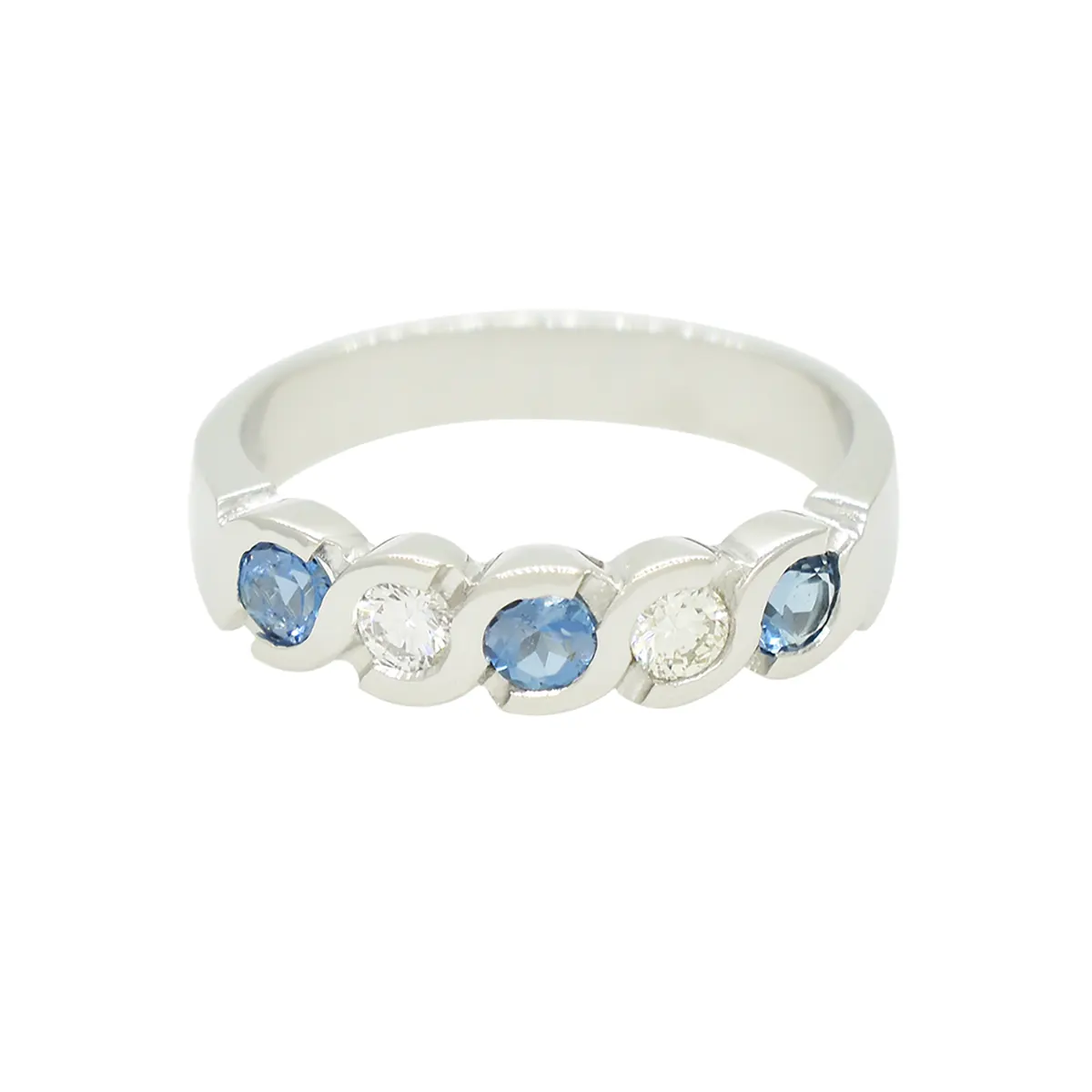 Aquamarine and diamond wedding band ring with 3 round cut natural aquamarines in 0.28 Ct. total weight and 2 round cut diamonds in 0.18 Ct. total weight