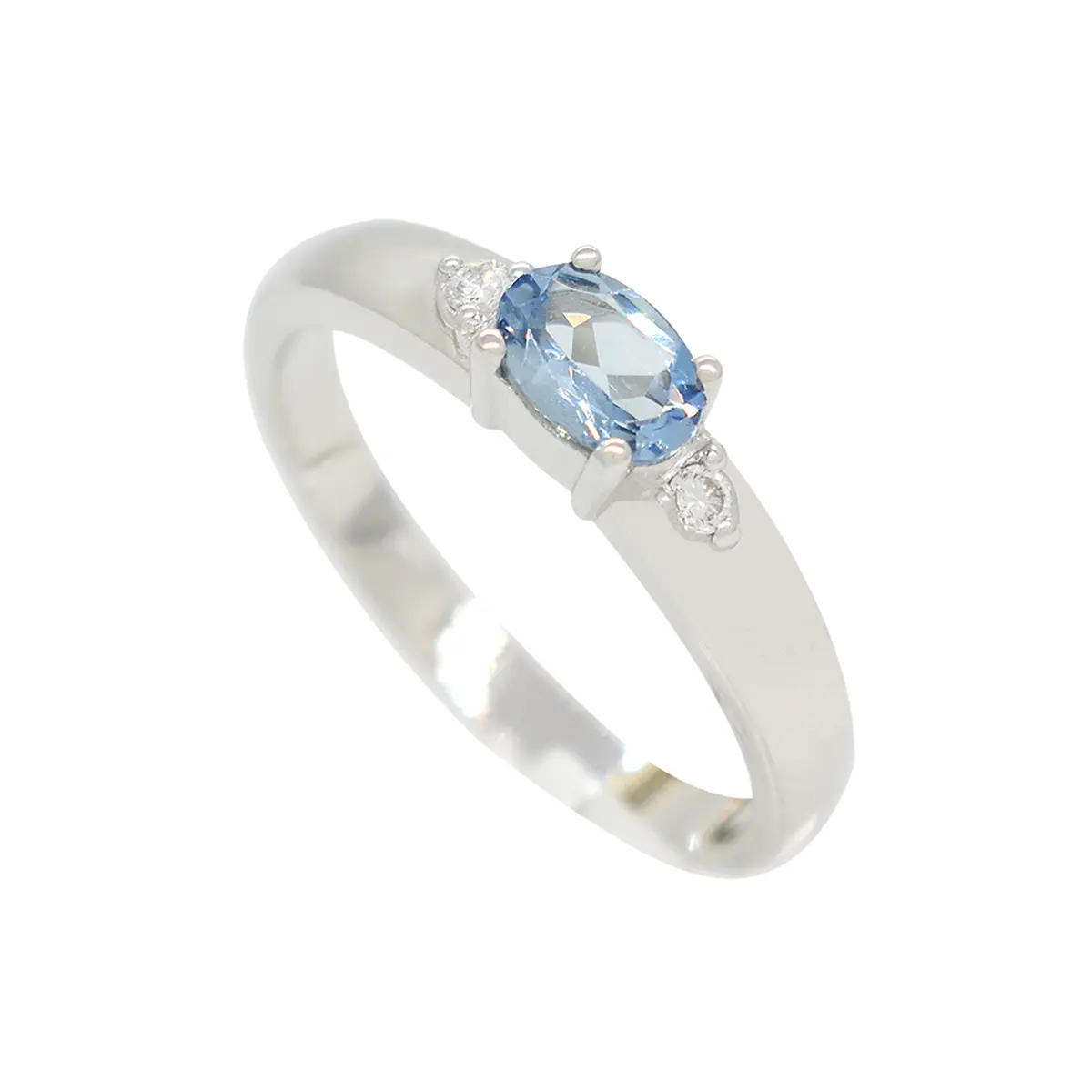 east-west-3-stones-aquamarine-and-diamond-ring-in-18k-white-gold