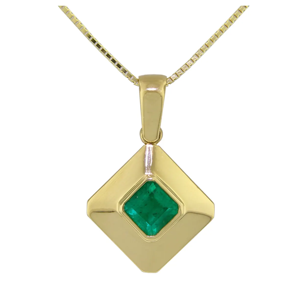 Emerald Collection | Emerald Pendants | Queen Emerald