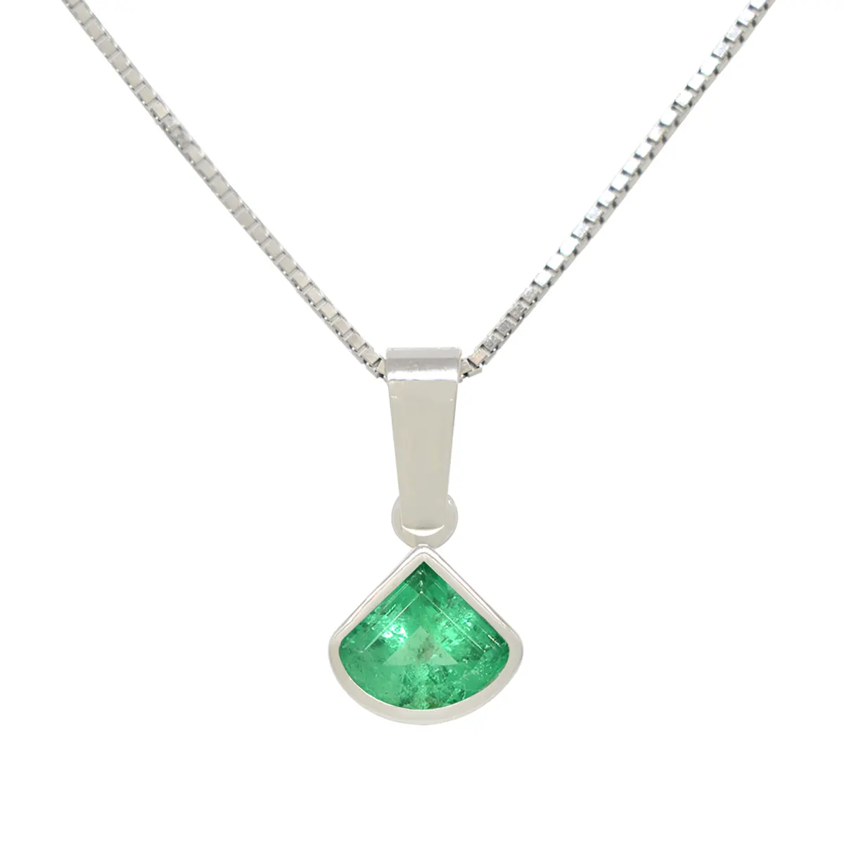 trillion-cut-natural-emerald-pendant-in-18k-white-gold-bezel-setting