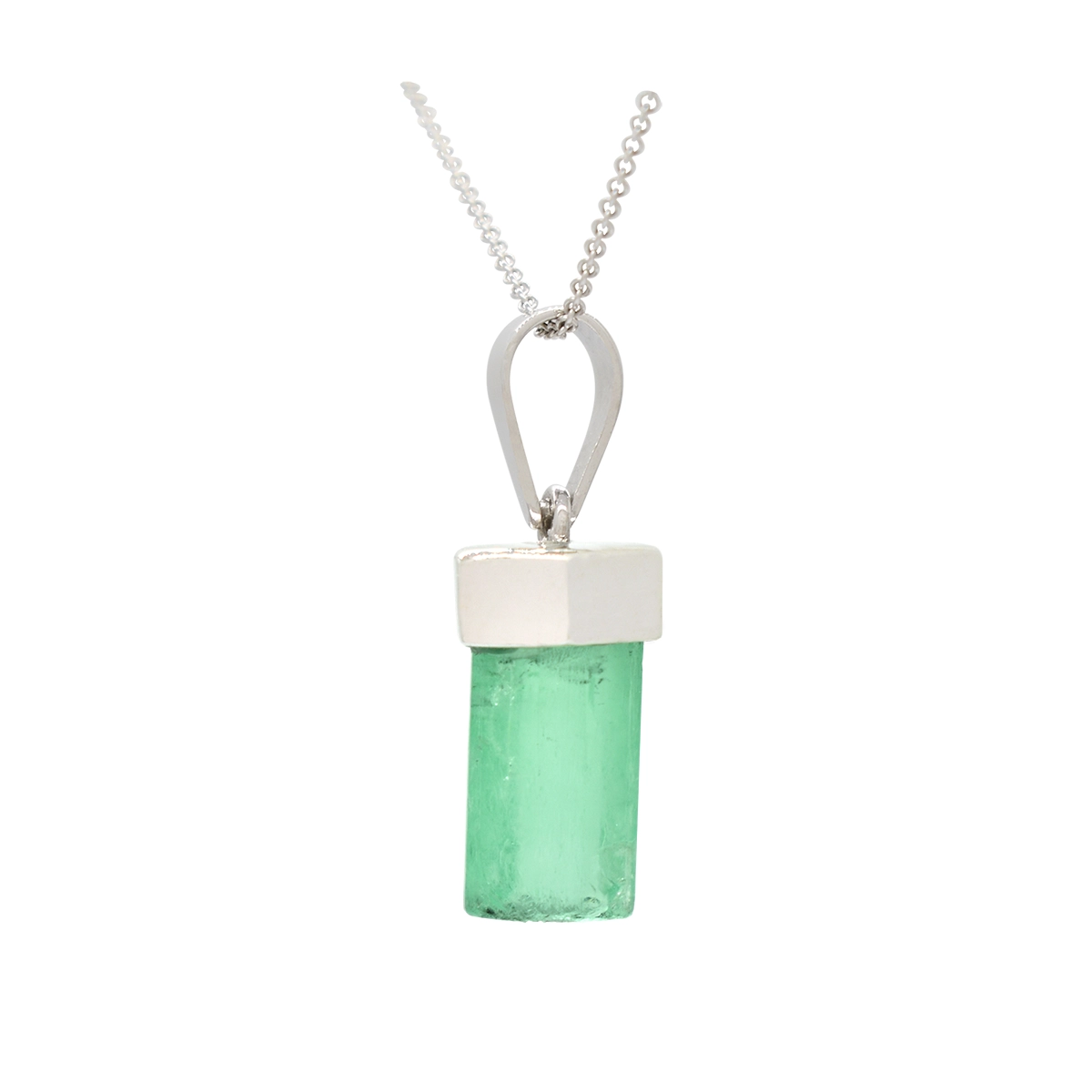 real_solitaire_emerald_pendant_necklace_white_gold.webp