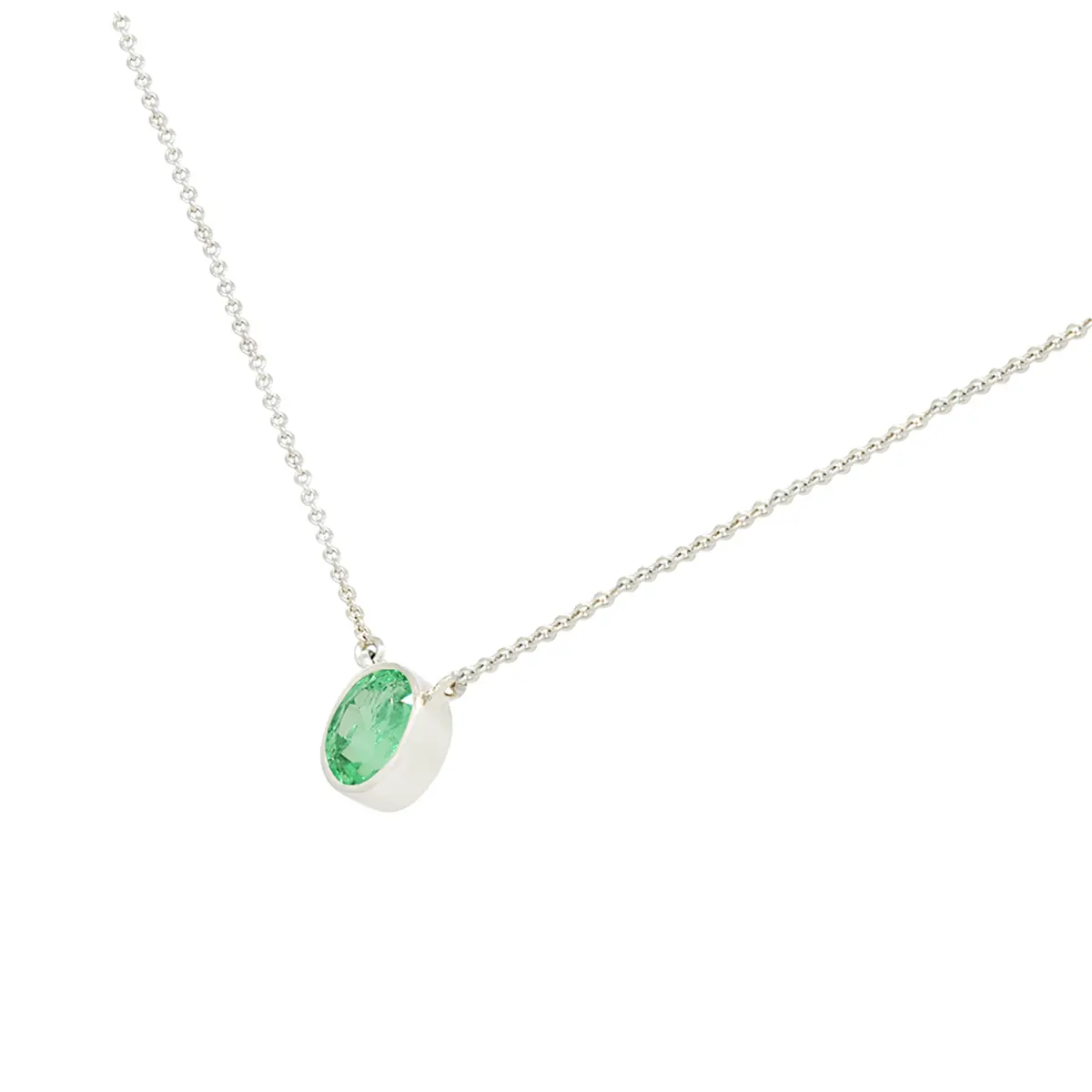 single_stone_green_emerald_necklace_genuine_oval_shape_colombian_emerald.webp